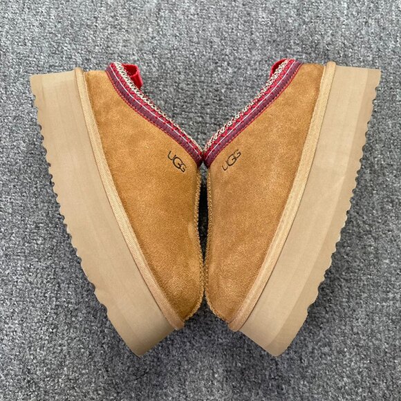 UGG Tazz Shearling Lined Platform Shoes In Chestnut - Picture 4 of 6